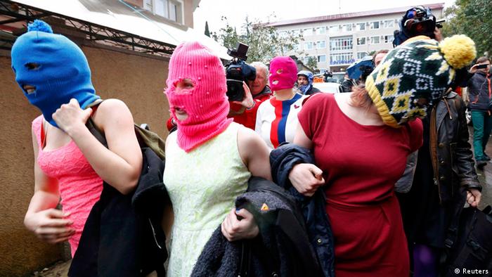 Pussy Riot Sotschi 18.02.2014 (Reuters)