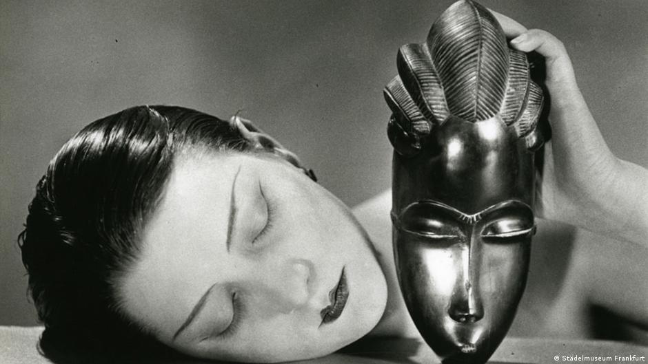 Spiksplinternieuw Master of erotic photography: Man Ray′s 125th birthday | Arts | DW VC-69