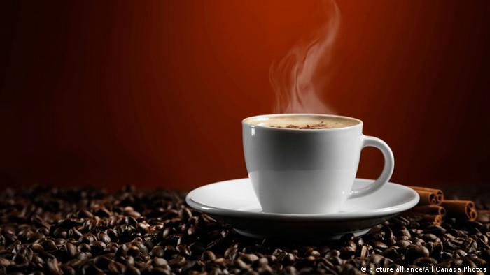 Tasse Kaffee Latte (picture alliance/All Canada Photos)
