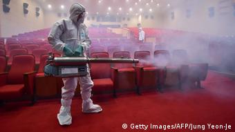Südkorea MERS (Getty Images/AFP/Jung Yeon-Je)