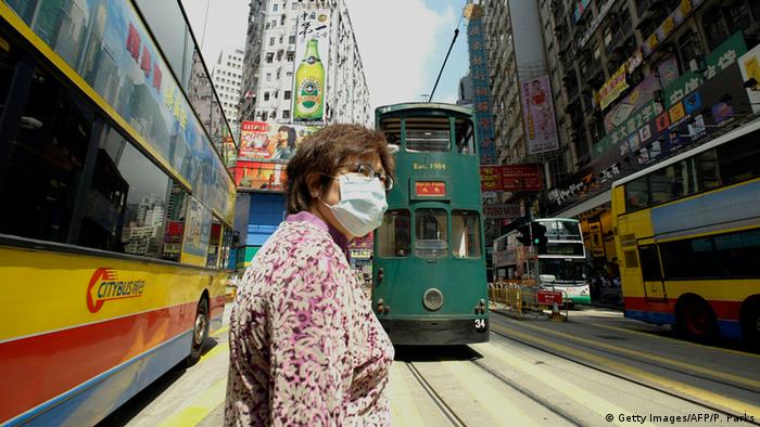 Hongkong Tram Straßenbahn (Getty Images/AFP/P. Parks)