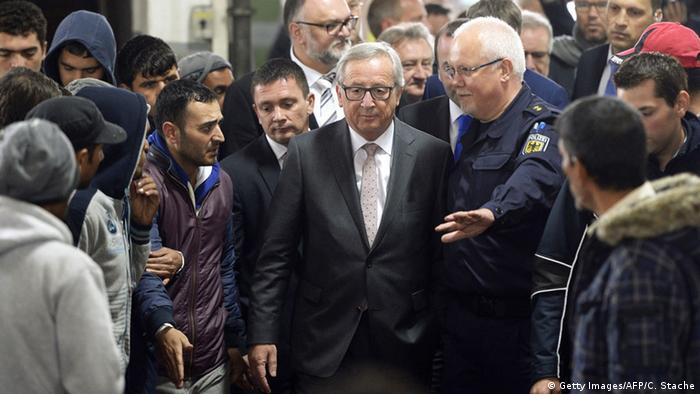 Juncker u Pasauu prolazi okružen migrantima u pratnji njemačke policije