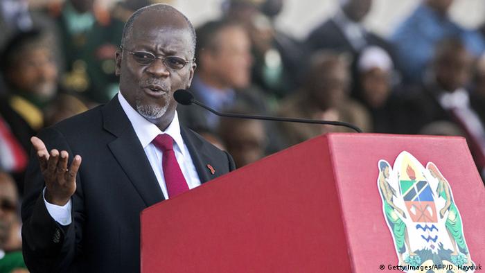 Tanzania′s Magufuli leads fight against corruption | Africa | DW ...