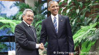Raul Castro meets Barack Obama in Havana (Getty Images/C. Somodevilla)