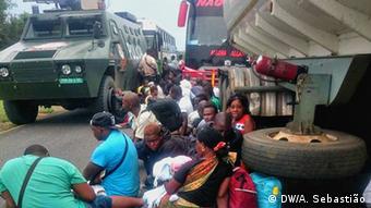 Mosambik Angriff auf Bus (DW/A. Sebastião)