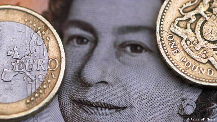 Symbolbild Illustration Wechselkurs Euro britisches Pfund (Reuters/P. Noble)