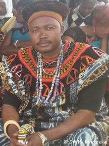 Kamerun König (DW/M. Kindzeka)