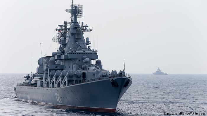 A Russian navy missile cruiser (picture-alliance/AP Images)