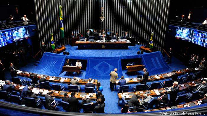 O Senado brasileiro, em sessÃ£o presidida por Renan Calheiros, que deve se reeleger