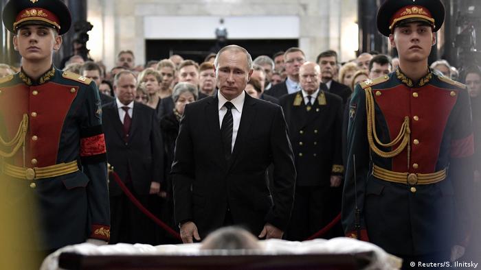 Russland Trauerakt für den getöteten Diplomaten Andrej Karlow in Moskau (Reuters/S. Ilnitsky)