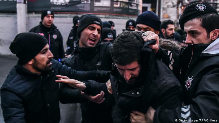 Türkei Festnahmen während einer Demonstration (Getty Images/AFP/O. Kose)