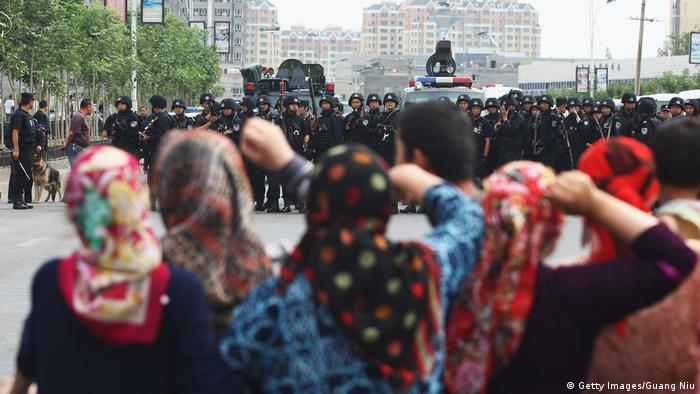 China Xinjiang rmqi Uiguren Protest (Getty Images/Guang Niu)