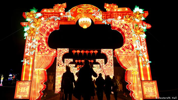 Chinesisches Neujahrsfest 2017 Beleuchtung Chiswick House in London (Reuters/N. Hall)