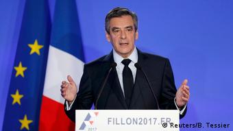 Frankreich PK Francois Fillon (Reuters/B. Tessier)