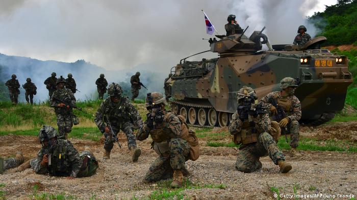 Südkorea Gemeinsame Militärübung mit der USA (Getty Images/AFP/Jung Yeon-Je)