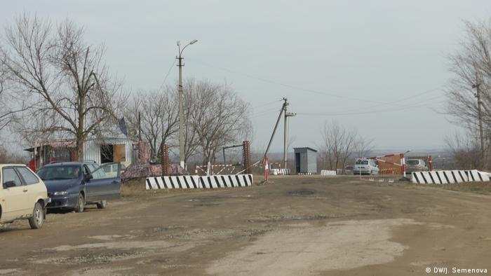Checkpoint at the Transnistrian customs