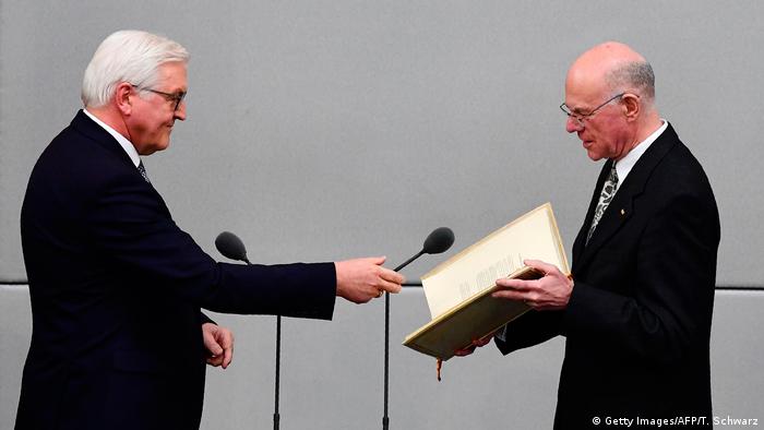 Berlin Vereidigung Steinmeier als Bundespräsident Vereidigung (Getty Images/AFP/T. Schwarz)