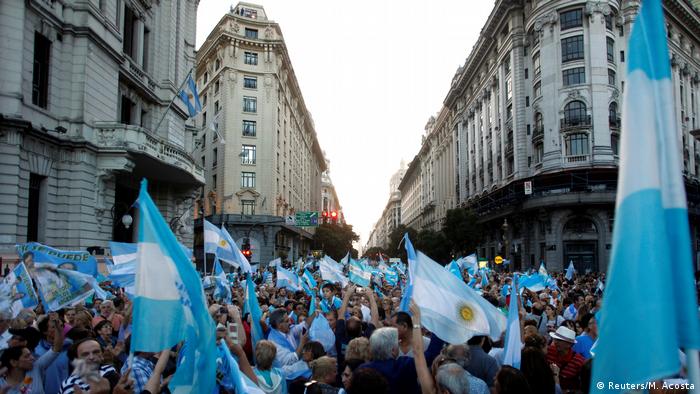 Argentinien Buenos Aires Demonstration für die Regierung (Reuters/M. Acosta)