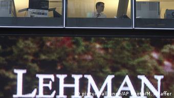 Η κατάρρευση της Lehman Brothers τον Σεπτέμβριο του 2008 οδήγησε σε μια παγκόσμια τραπεζική κρίση