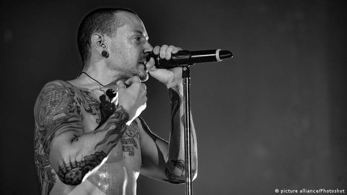 Linkin Park singer Chester Bennington dies, aged 41 | News ...