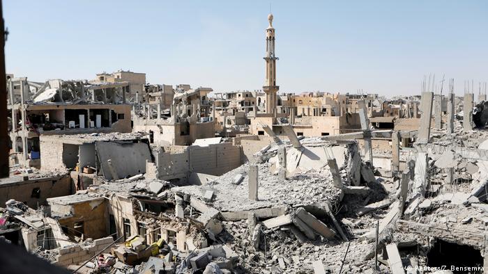 IŞİD'in başkent ilan ettiği Rakka çatışmalar sonrası enkaza dönüştü