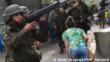 Brasilien Polizeieinsatz in der Favela Rocinha