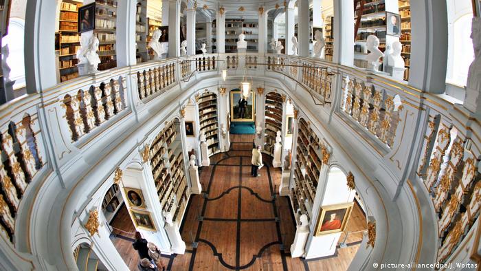 Библиотекой герцогини Анны Амалии, Веймар