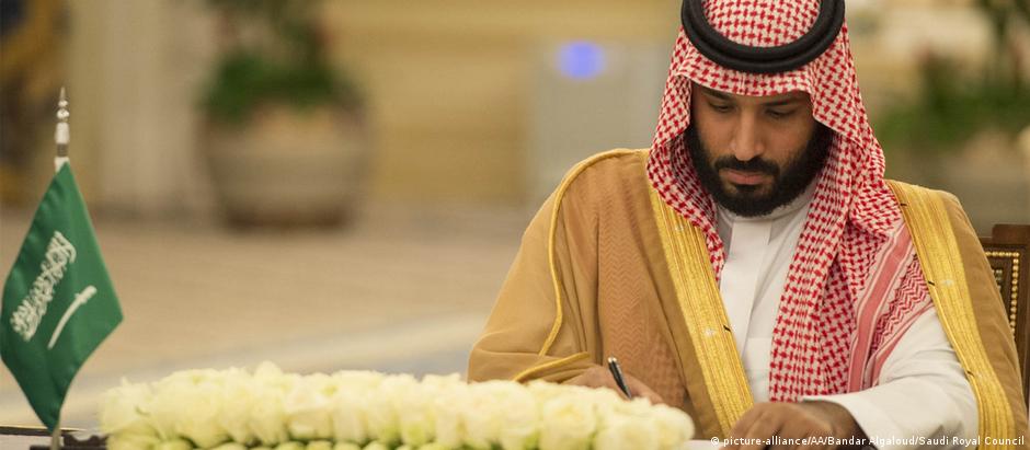 Príncipe saudita Mohammed bin Salman avança rumo ao totalitarismo, diz especialista