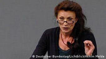 Deutschland Bundestag Ulla Jelpke Die Linke (Deutscher Bundestag/Lichtblick/Achim Melde)