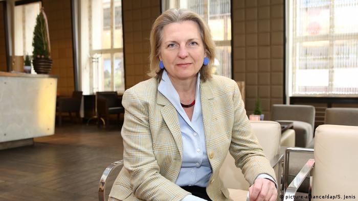 Austria Karin Kneissl ministra externe