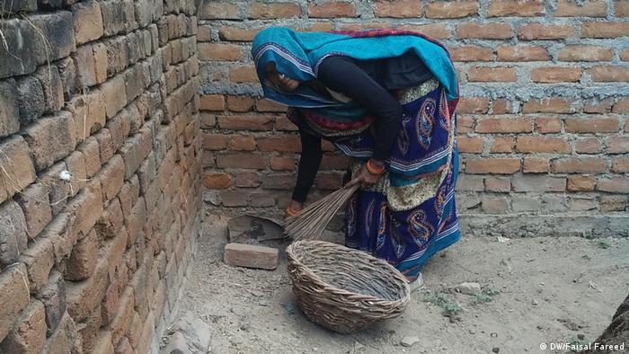زنان در هندوستان حتی به پاک کاری مدفوع انسانی اشتغال دارند ​ ​