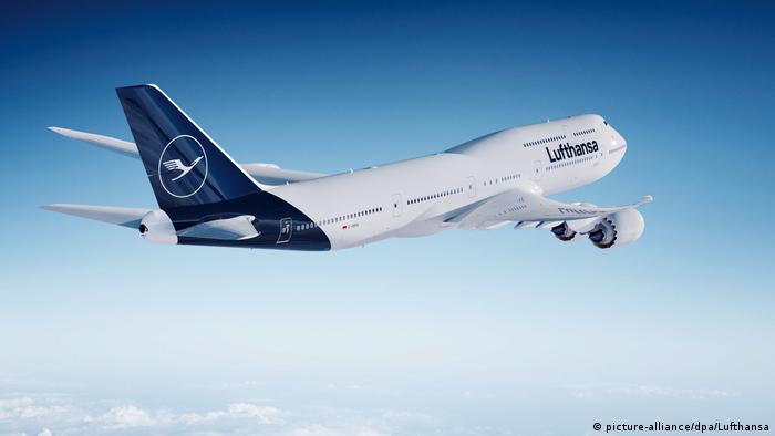 Lufthansa stellt neues Flugzeug-Design vor (picture-alliance/dpa/Lufthansa)