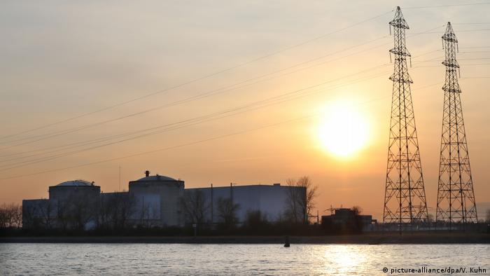 Fessenheim nuclear plant (picture-alliance/dpa/V. Kuhn)