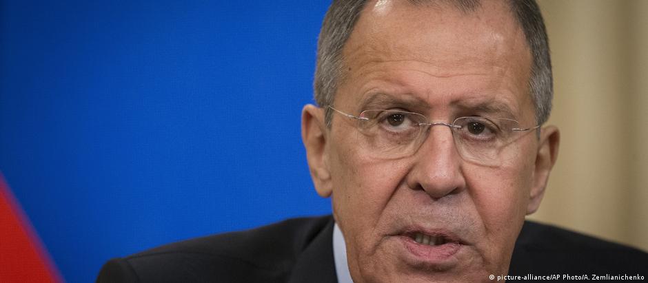 O ministro russo do Exterior, Sergei Lavrov, disse que as acusações contra seu país  são "grosseiras e infundadas"