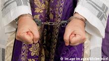 Symbolbild Kindesmissbrauch katholische Kirche