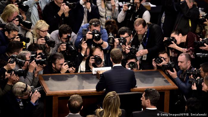 Kongress Anhörung Mark Zuckerberg (Getty Images/AFP/B. Smialowski)