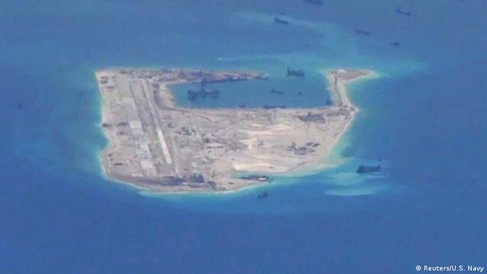 Südchinesisches Meer | Spratly Islands (Reuters/U.S. Navy)