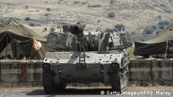 Israelische Panzer auf den Golanhöhen (Getty Images/AFP/J. Marey)