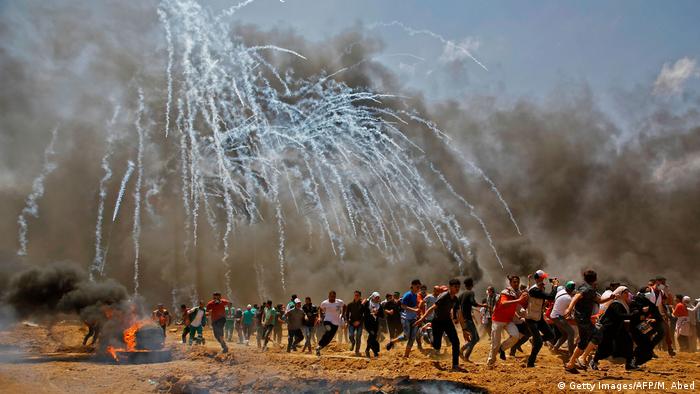 Israel Palästinensische Protestierende (Getty Images/AFP/M. Abed)