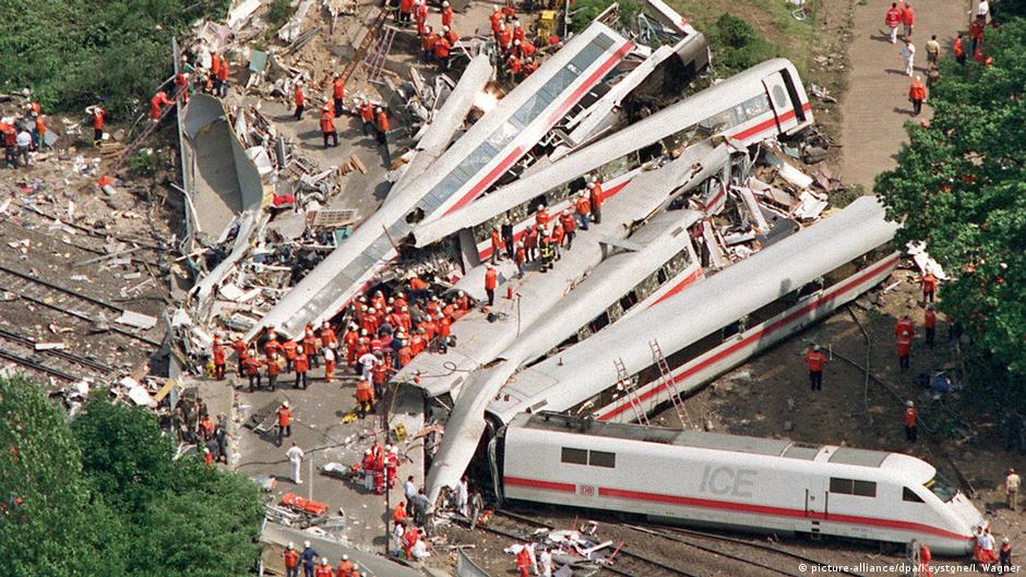 Eschede: Germany′s worst train disaster remembered 20 years on | News