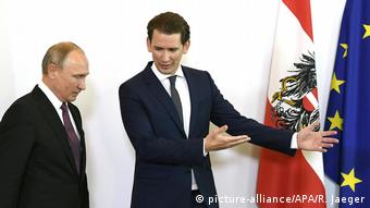 Österreich Putin zu Besuch (picture-alliance/APA/R. Jaeger)