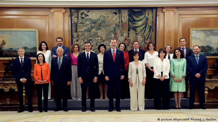 Spanish Prime Minister Pedro Sanchez Introduces Female Majority