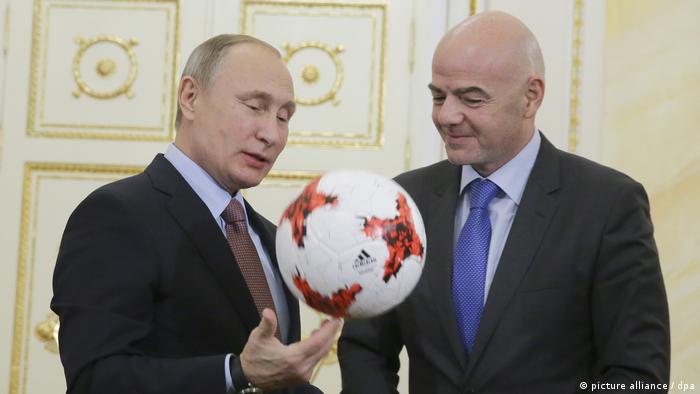 Владимир Путин с президентом ФИФА Джанни Инфантино