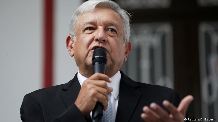 Mexiko Der gewählte Präsident Andres Manuel Lopez Obrador gibt Pressekonferenz in Mexiko-City (Reuters/D. Becerril)