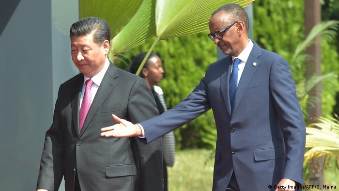 Ruanda Besuch Präsident Xi Jinping China (Getty Images/AFP/S. Maina)