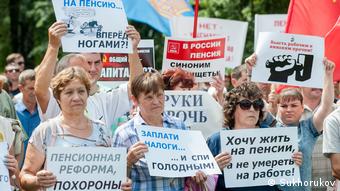 Russland Tambov Demonstration gegen Rentenreform (Sukhorukov)