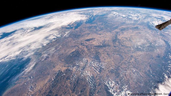Europe as seen from the ISS (picture-alliance/dpa/ESA/A. Gerst)