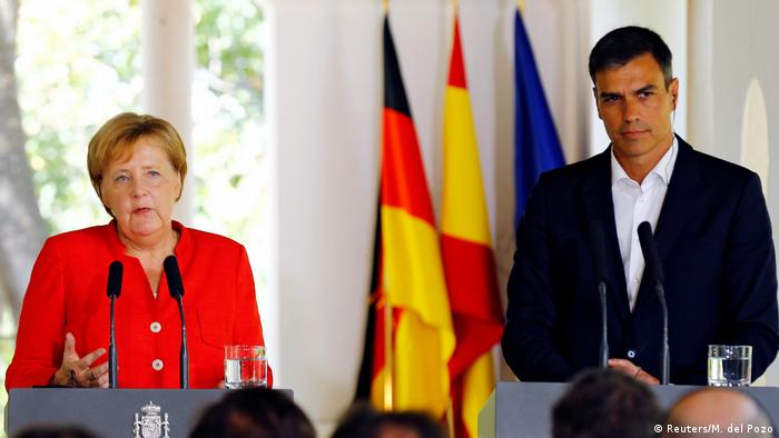 Merkel trifft Spaniens Premier Pedro Sanchez (Reuters/M. del Pozo)