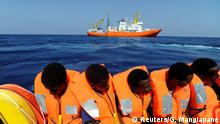 SOS Mediterranee - MV Aquarius: Gerettete Flüchtlinge