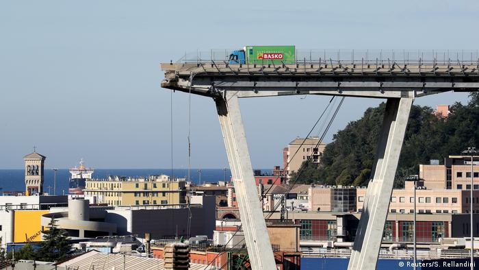 Italien Genua | Einsturz AutobahnbrÃ¼cke Morandi (Reuters/S. Rellandini)